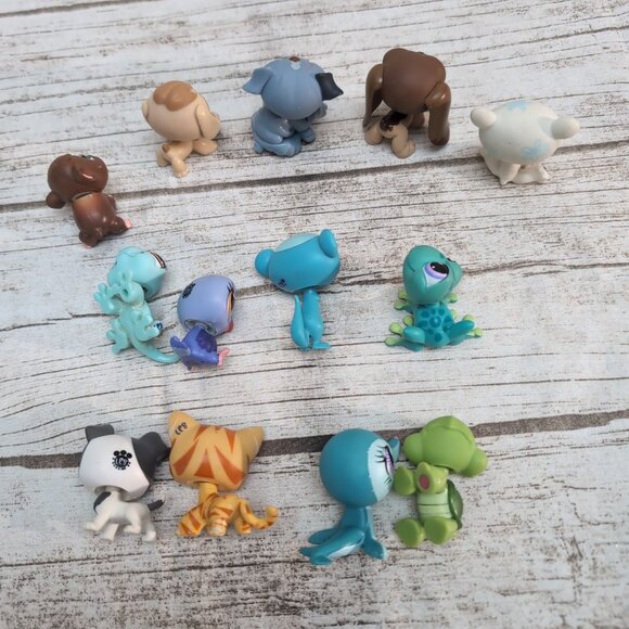 Lot of 13 LPS Littlest Pet Shop Animal Figures - Picture 8 of 8